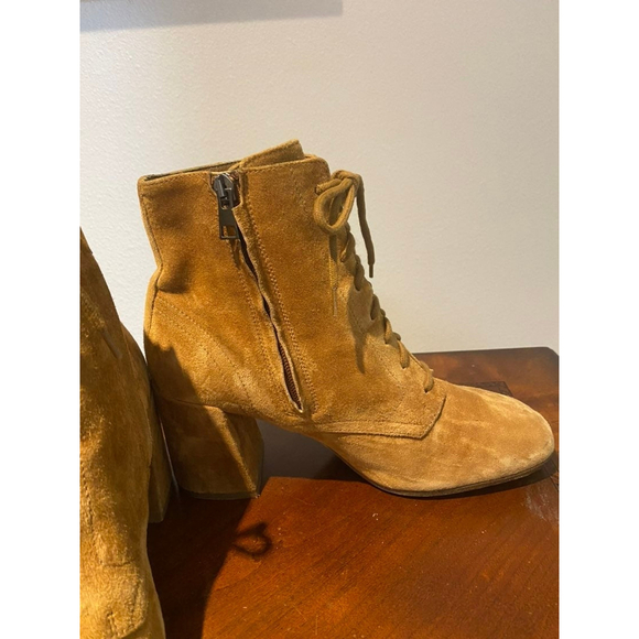 Vince -Halle Flare Heel Bootie Size 8 - Picture 2 of 12